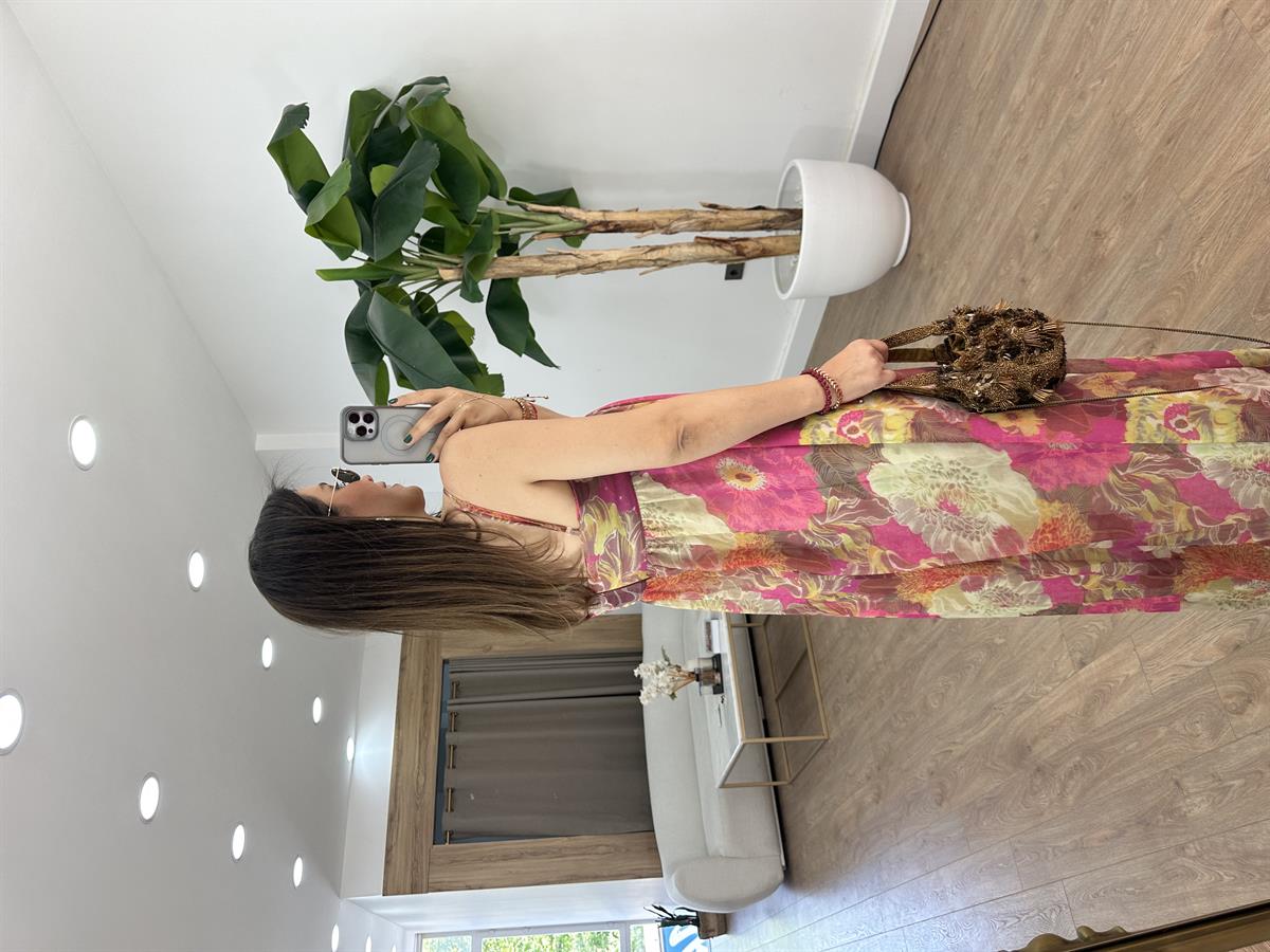 Orjinal Marka Model Şifon Çiçekli Elbise 