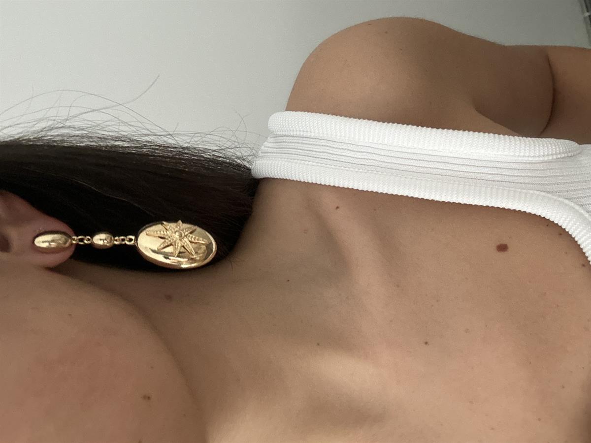 Ortası Yıldız Tasarım Gold Küpe 6cm