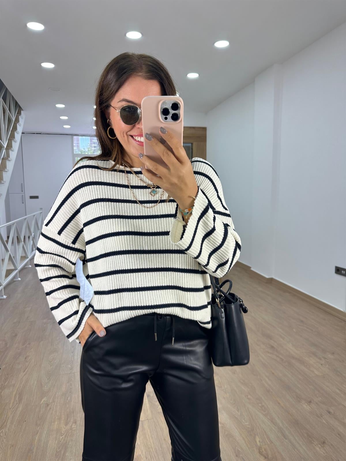 Oversize Çizgili Triko -Siyah