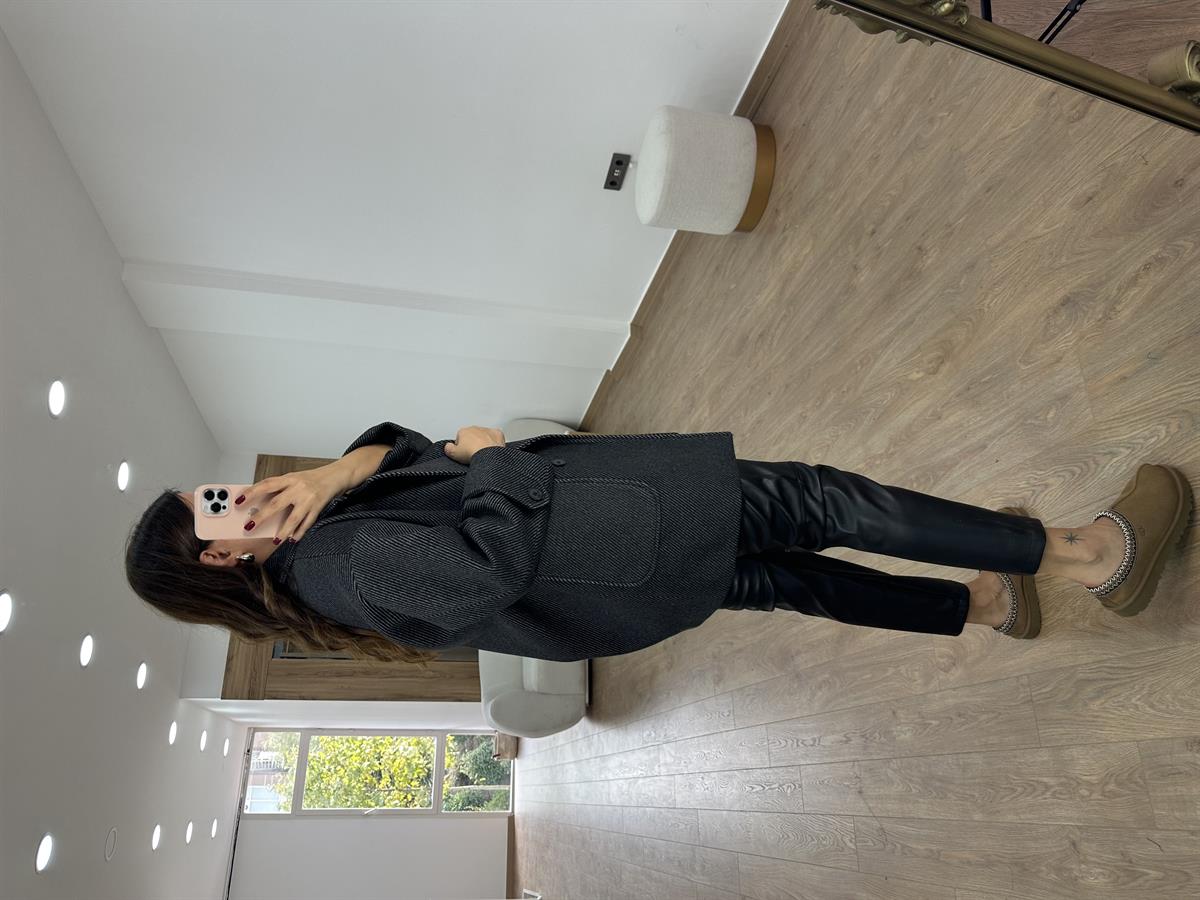 Oversize Kırçıllı Kaban-Siyah