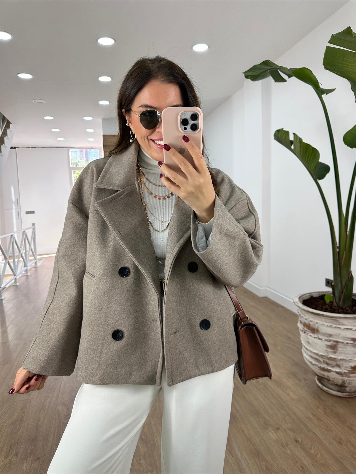 Oversize Kısa Kaşe Kaban-Vizon