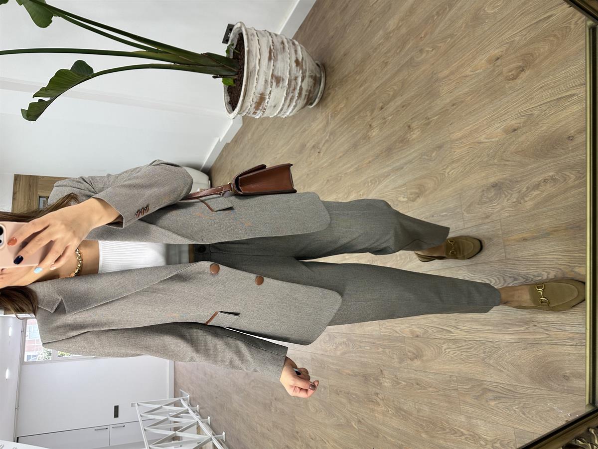 Özel Seri Deri Garnili Takım-Gri