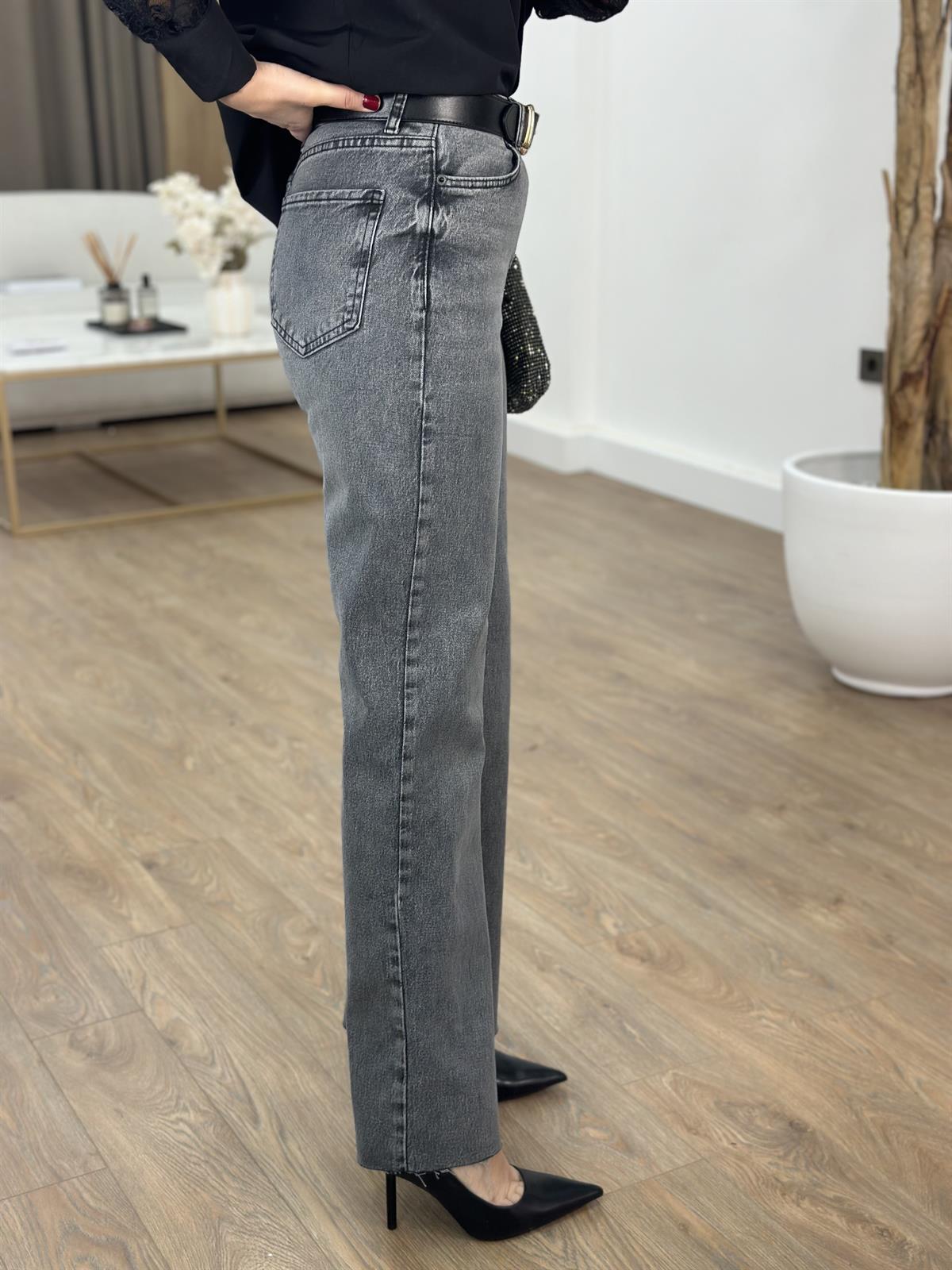 Paçası Kesik Likralı Straight Jean - Gri