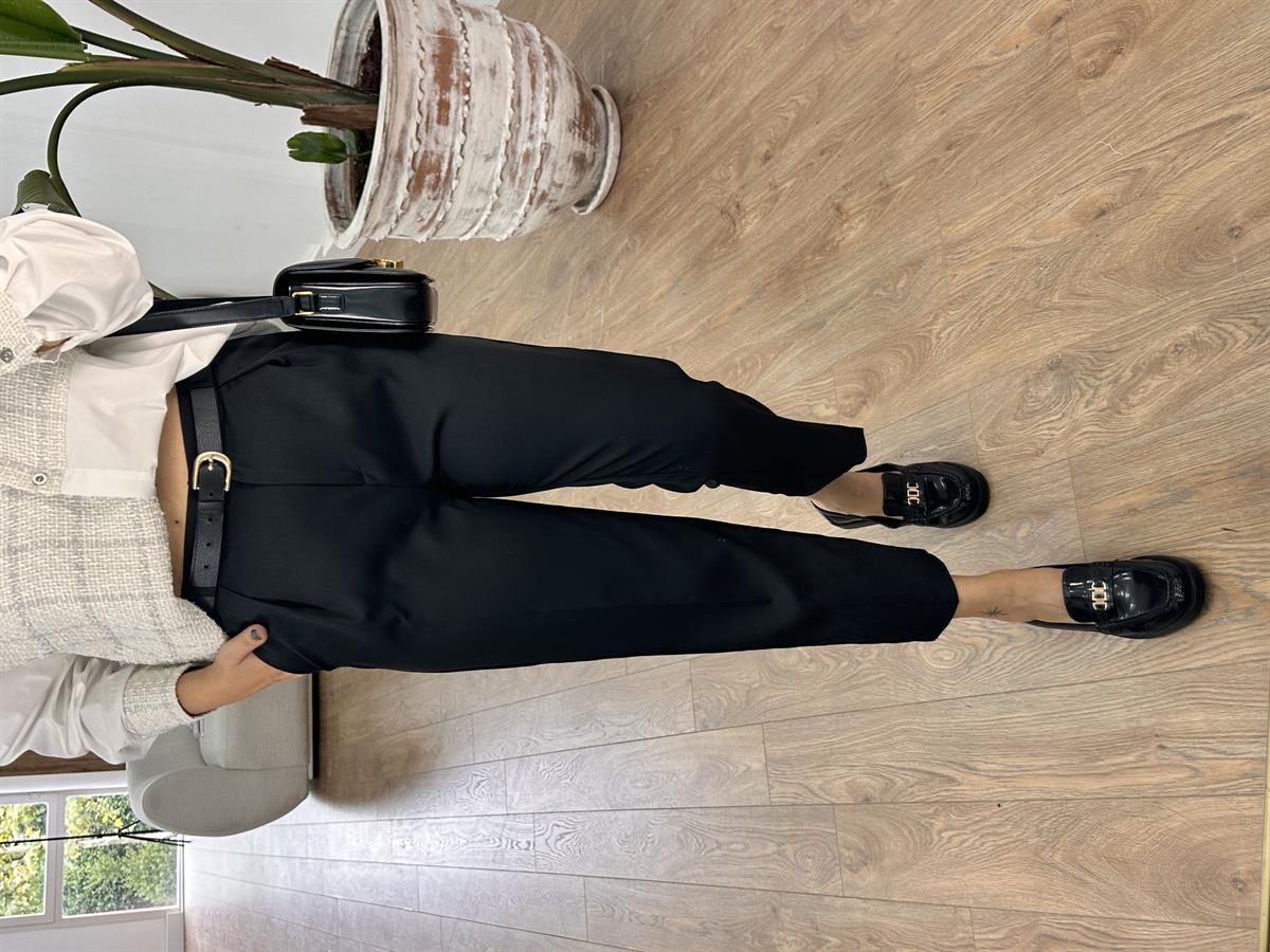 Paçası Yırtmaçlı Likralı Havuç Pantolon -Siyah