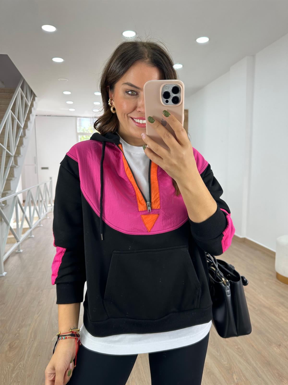 Paraşüt Kumaş Detaylı  İçerisi Şardonlu Sweat- Pembe