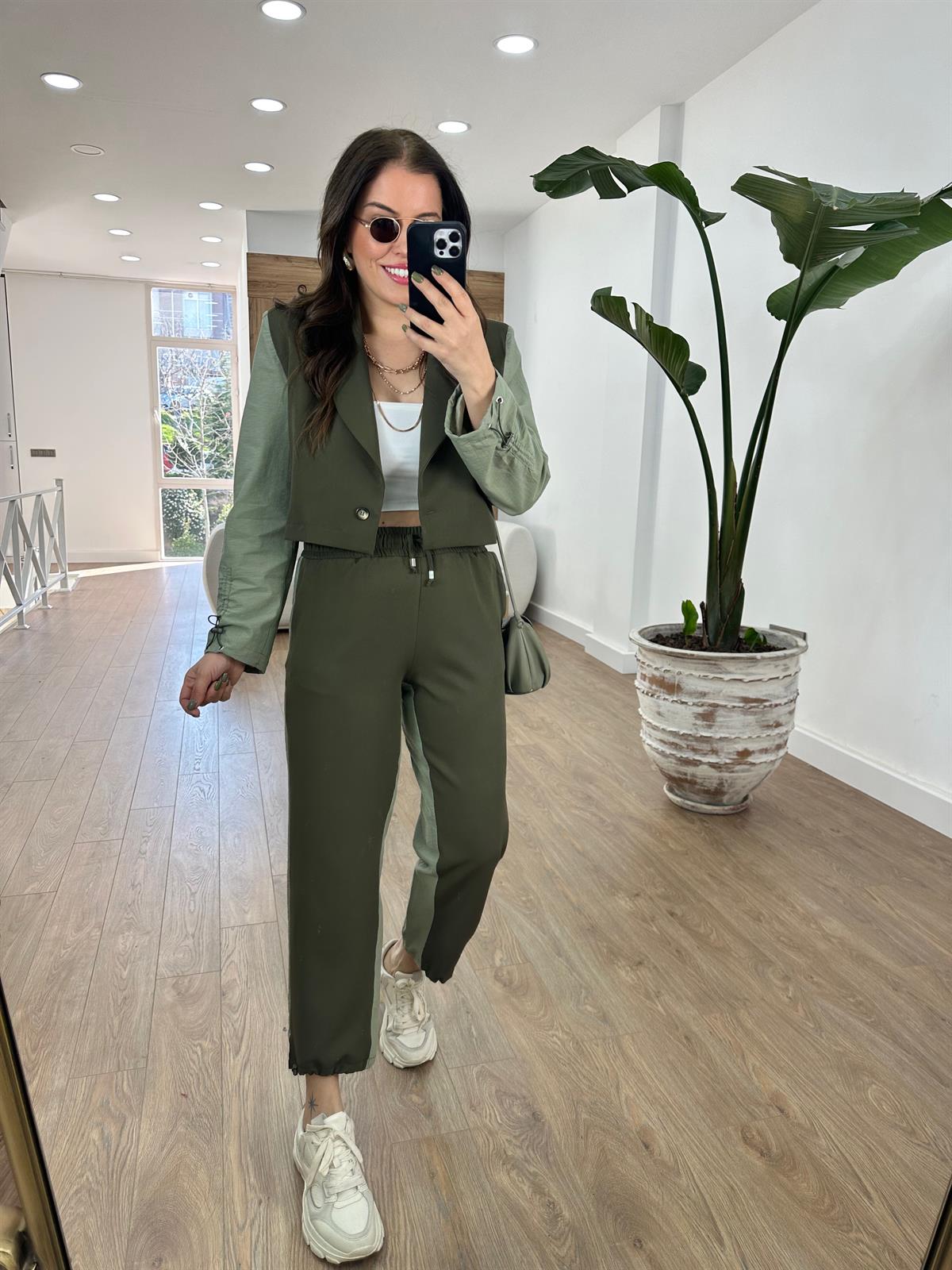 Paraşüt Kumaş Garnili Çift Renk Takım