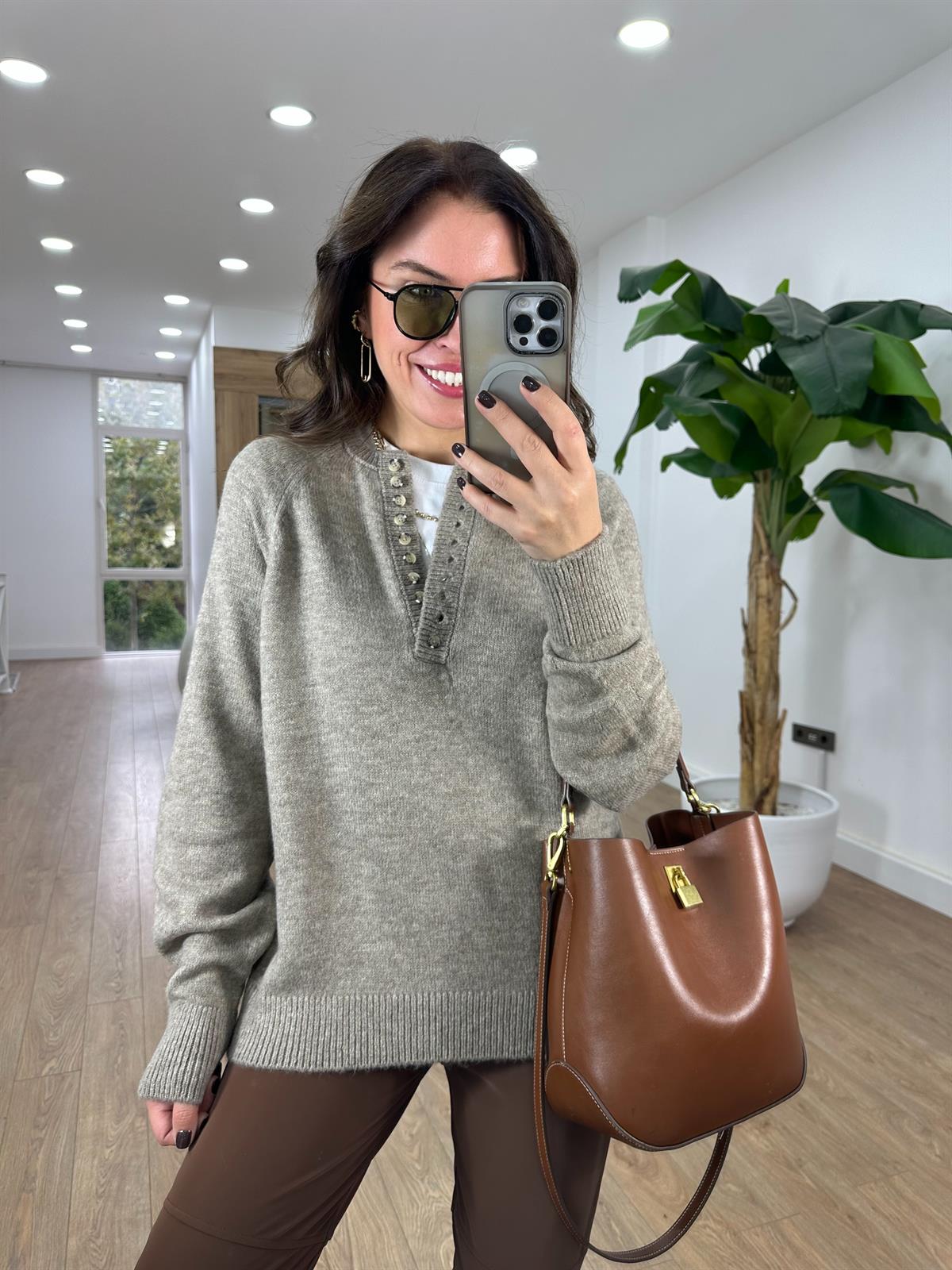 Patlı Düğmeli Kazak - Açık Vizon