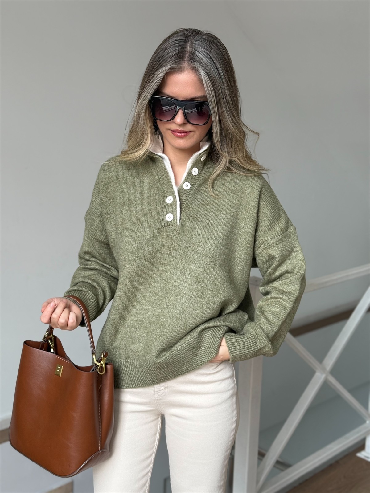 Patlı Düğmeli Kazak - Yeşil