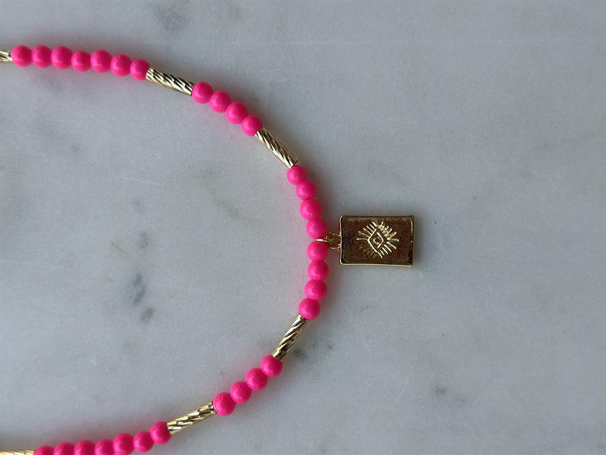 Pembe Boncuk Tasarım Gold Detay Kolye