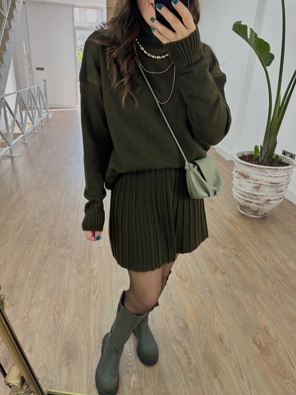 Pileli Etekli Triko Takım-Haki