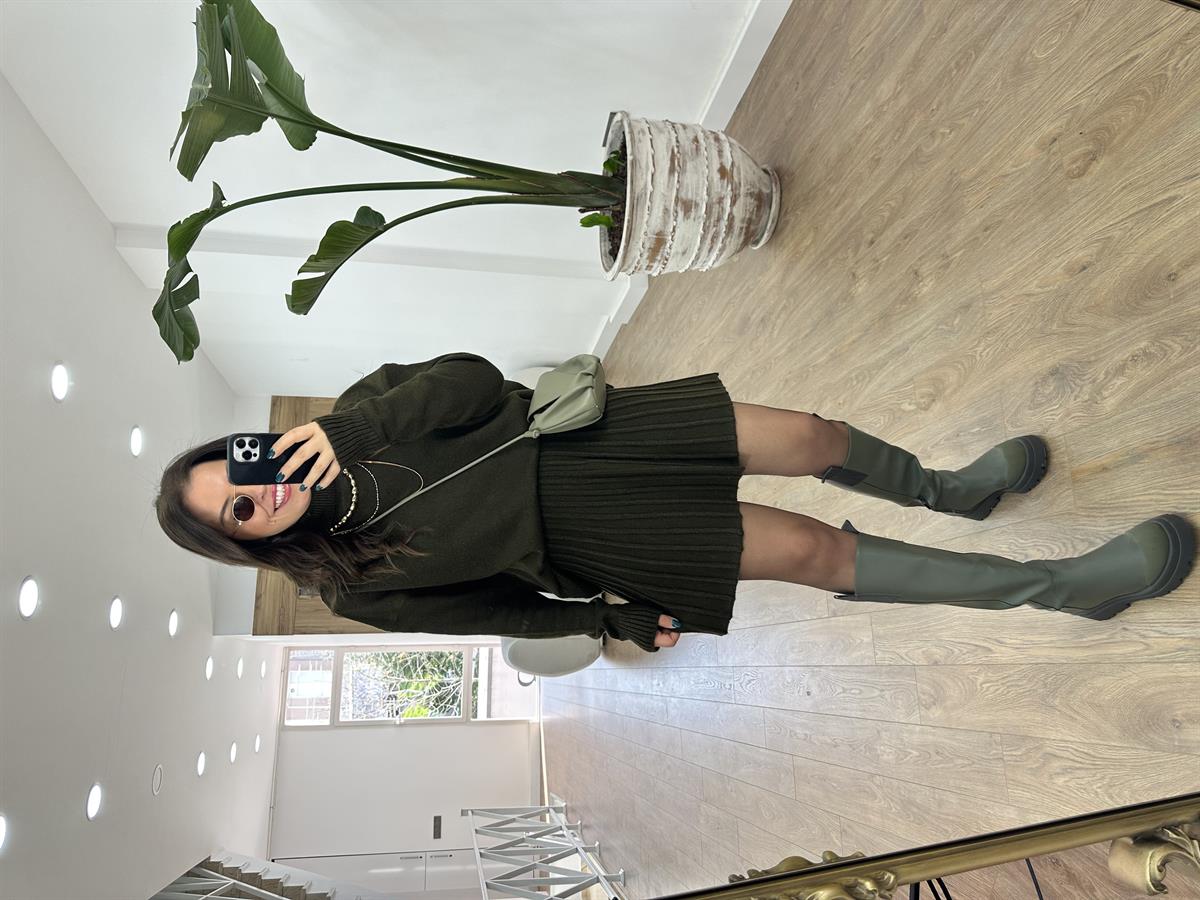 Pileli Etekli Triko Takım-Haki