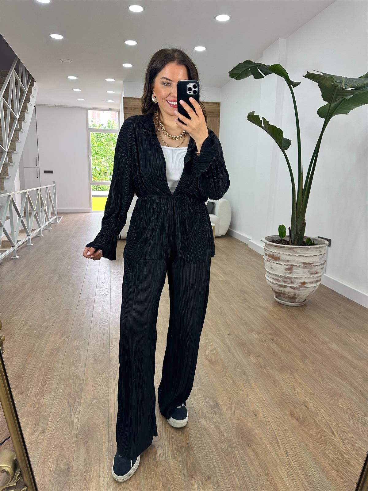 Piliseli Beli Bağlamalı Kimono Takım-Siyah