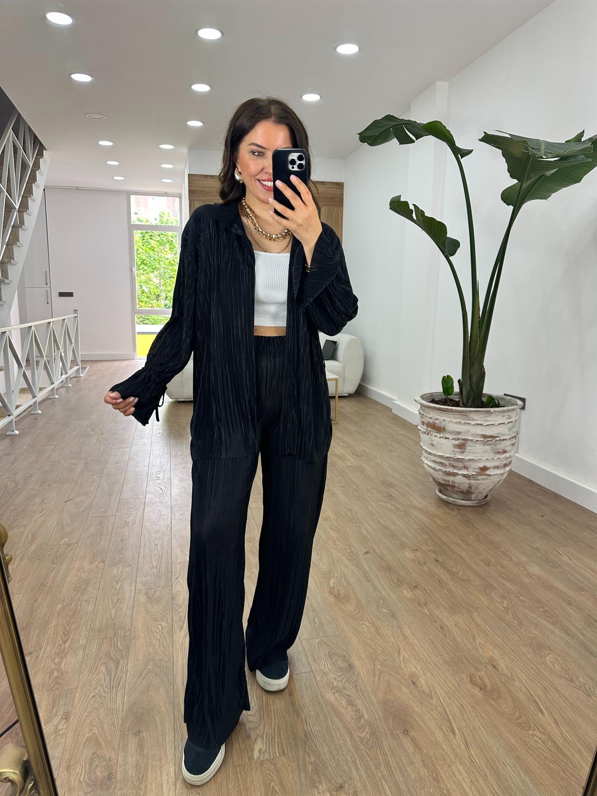 Piliseli Beli Bağlamalı Kimono Takım-Siyah