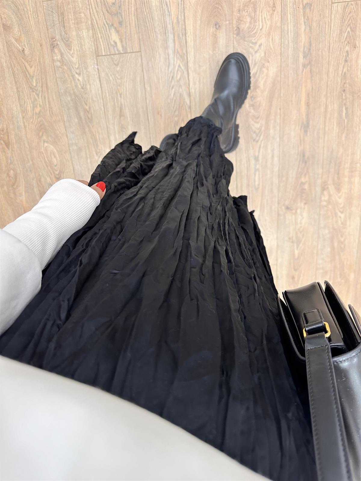 Piliseli Pamuk Saten Etek - Siyah