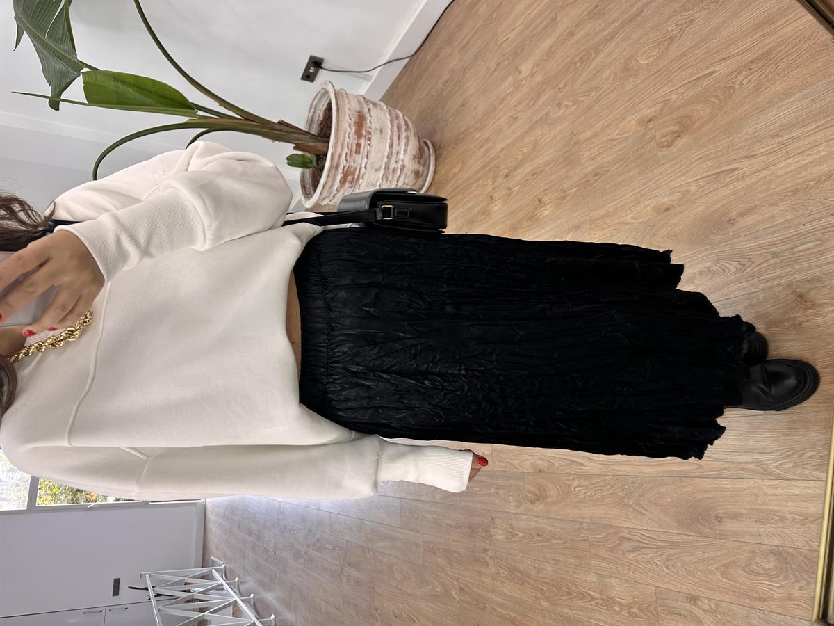 Piliseli Pamuk Saten Etek - Siyah