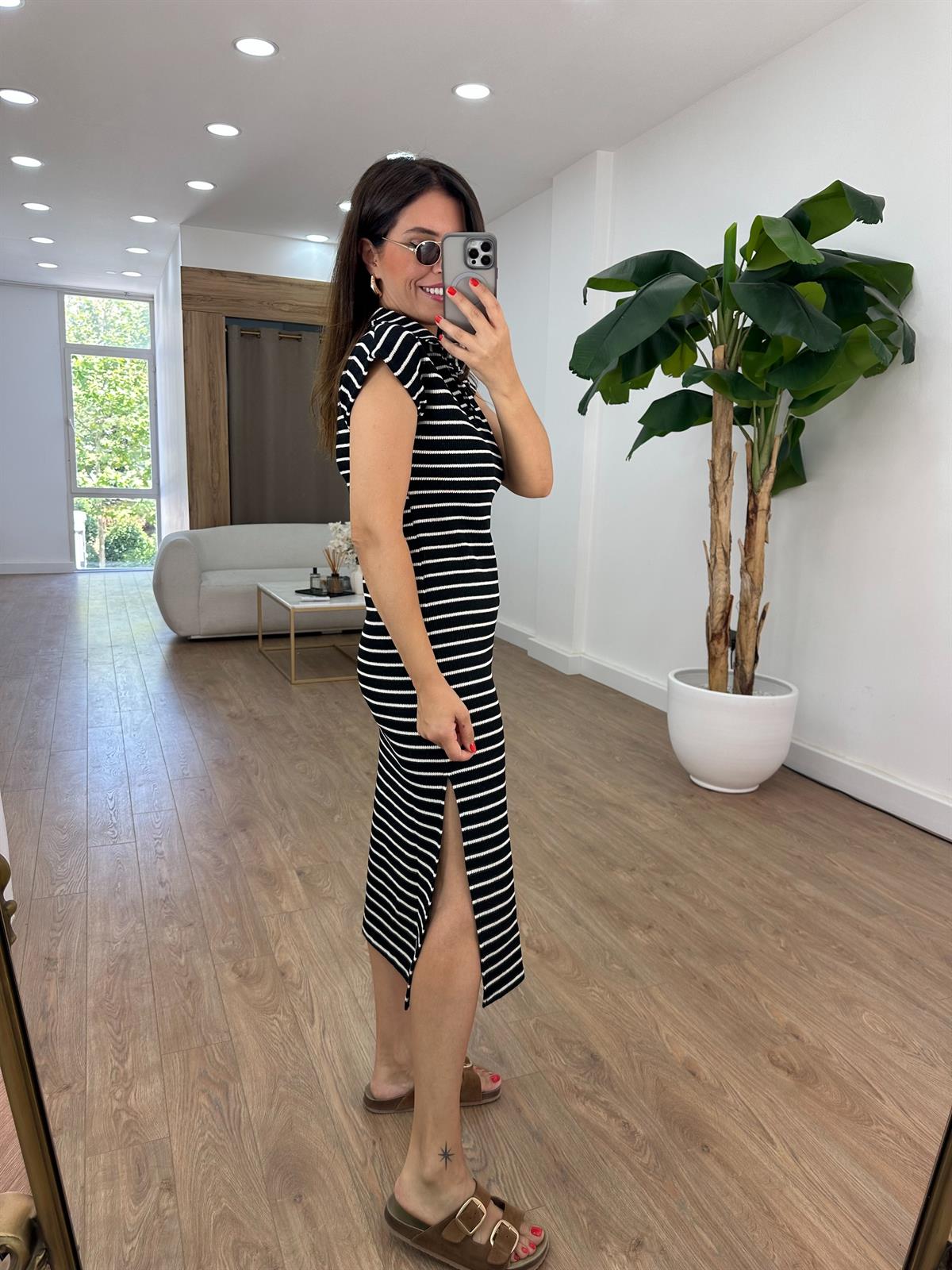 Polo Yaka Çizgili Merserize Triko Elbise Siyah