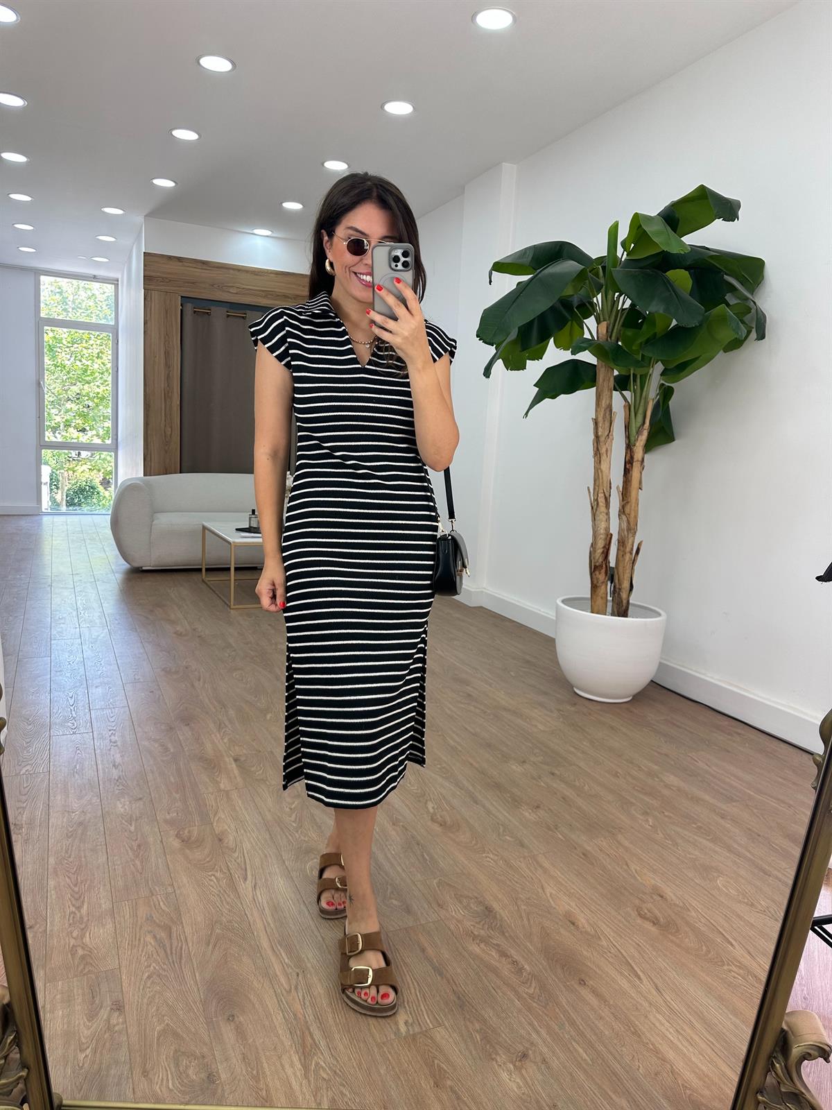 Polo Yaka Çizgili Merserize Triko Elbise Siyah