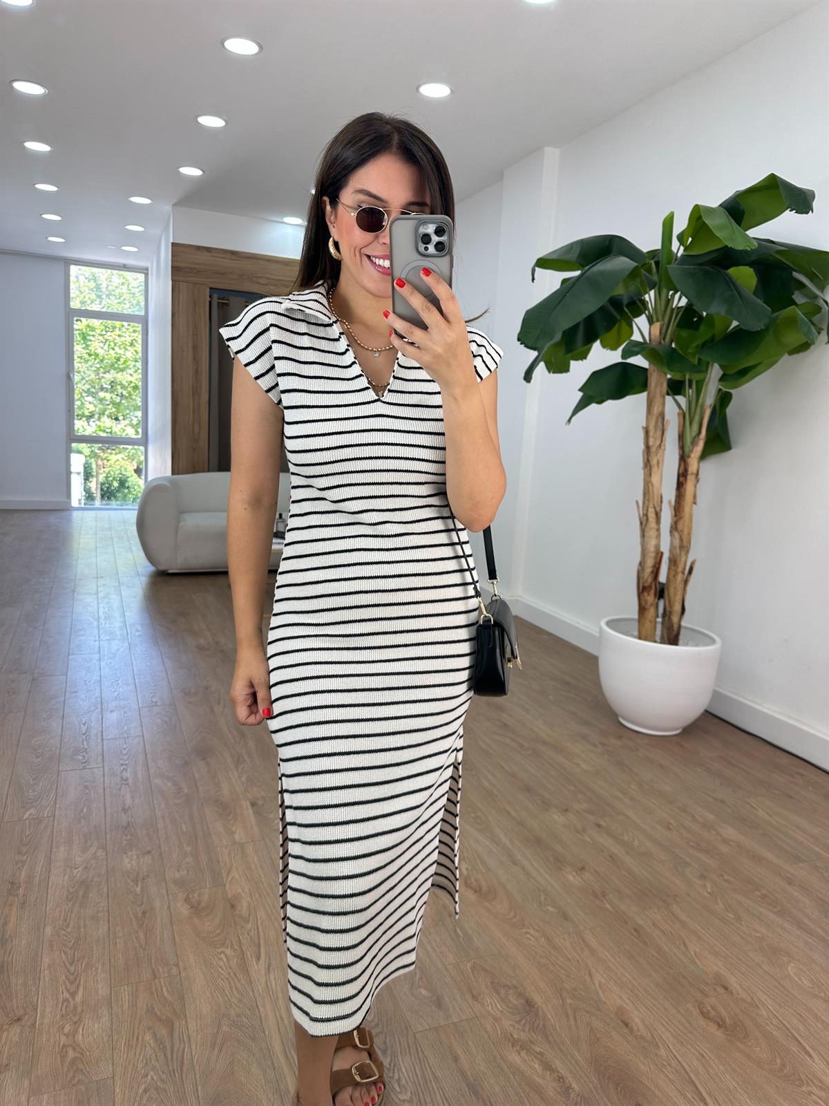 Polo Yaka Çizgili Merserize Triko Elbise Ekru