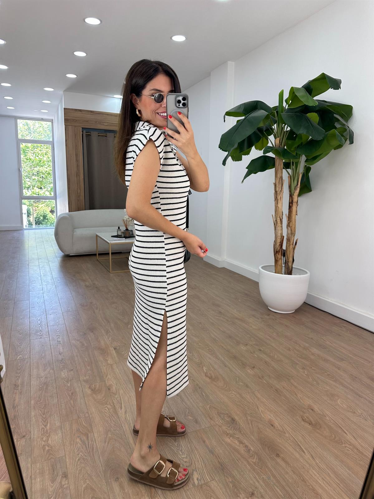 Polo Yaka Çizgili Merserize Triko Elbise Ekru