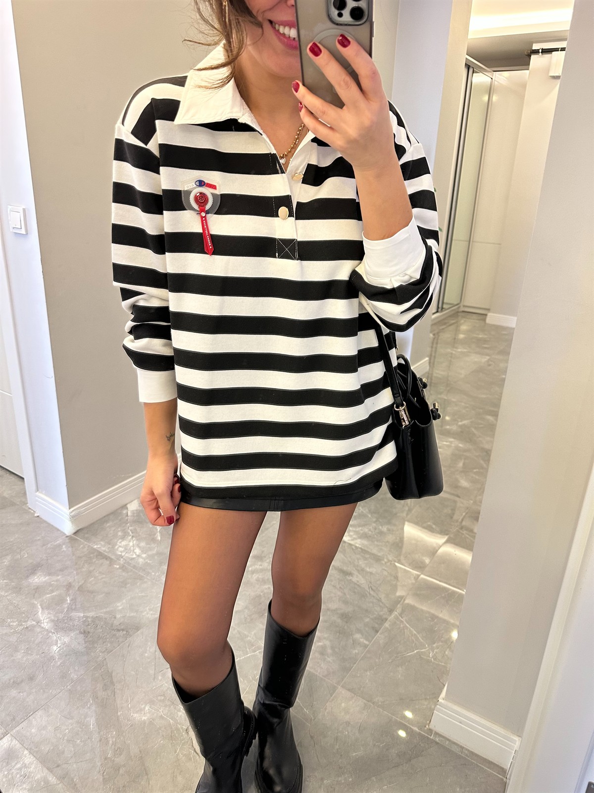 Polo Yaka Çizgili Sweatshirt - Siyah