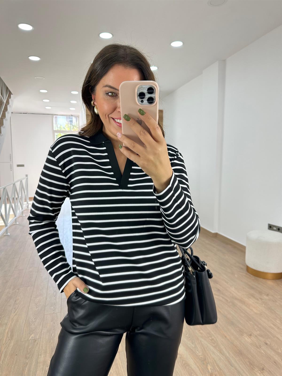 Polo Yaka Çizgili Swetshirt-Siyah