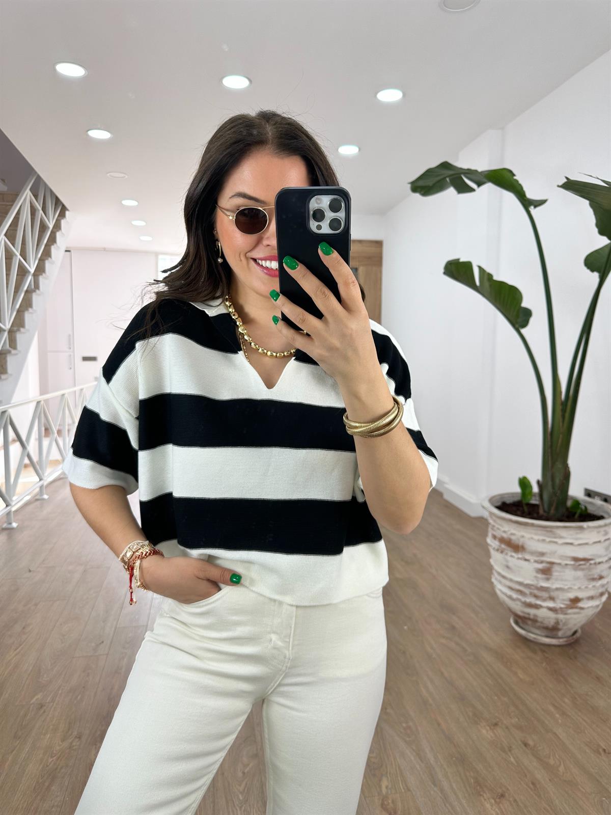 Polo Yaka Çizgili Triko-Siyah