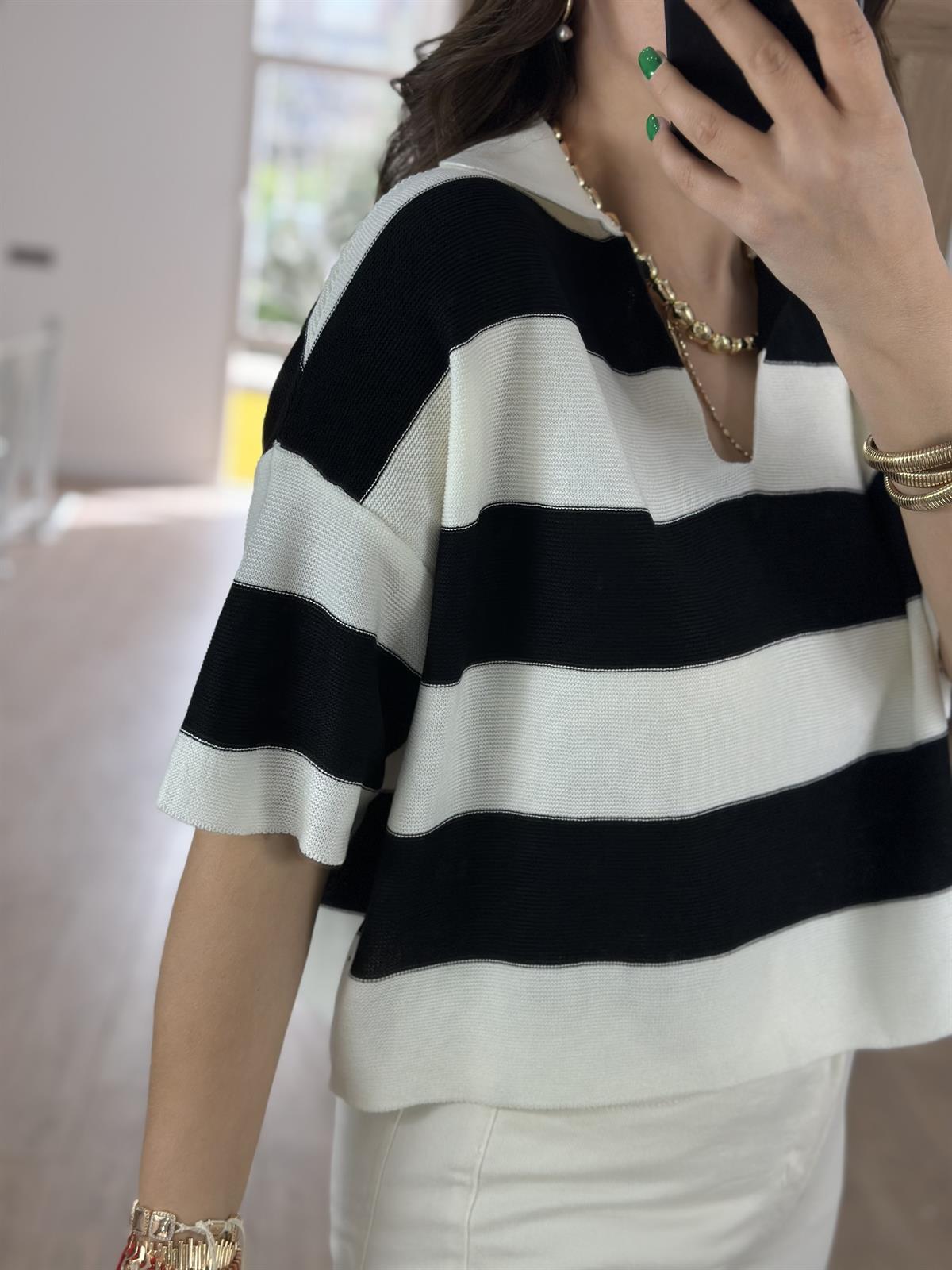 Polo Yaka Çizgili Triko-Siyah