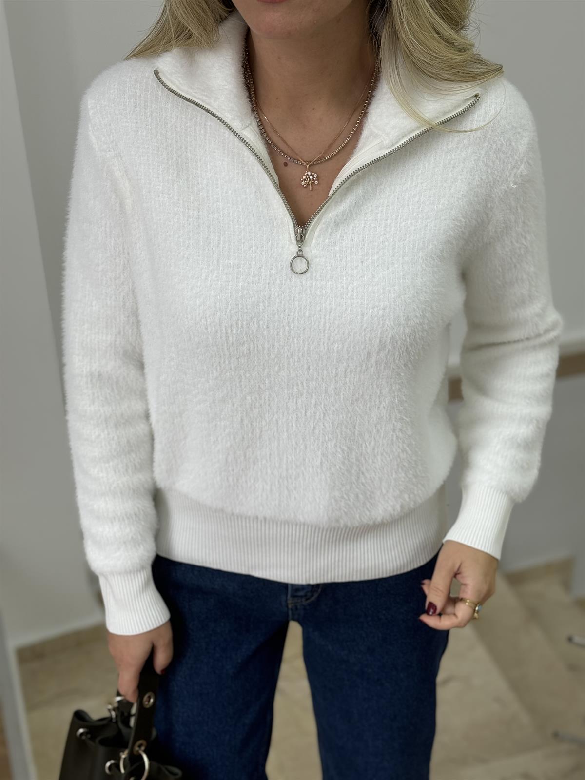 Polo Yaka Fermuar Detaylı Sakallı Triko Kazak - Beyaz