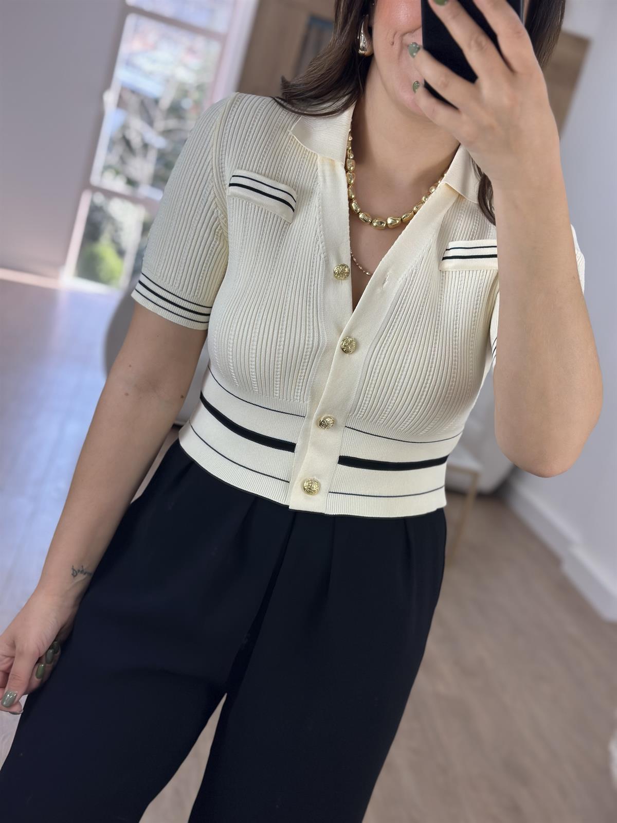 Polo Yaka Gold Düğmeli Triko-Ekru