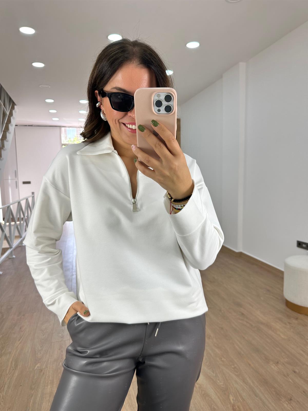 Polo Yaka İki İplik Sweatshirt-Ekru