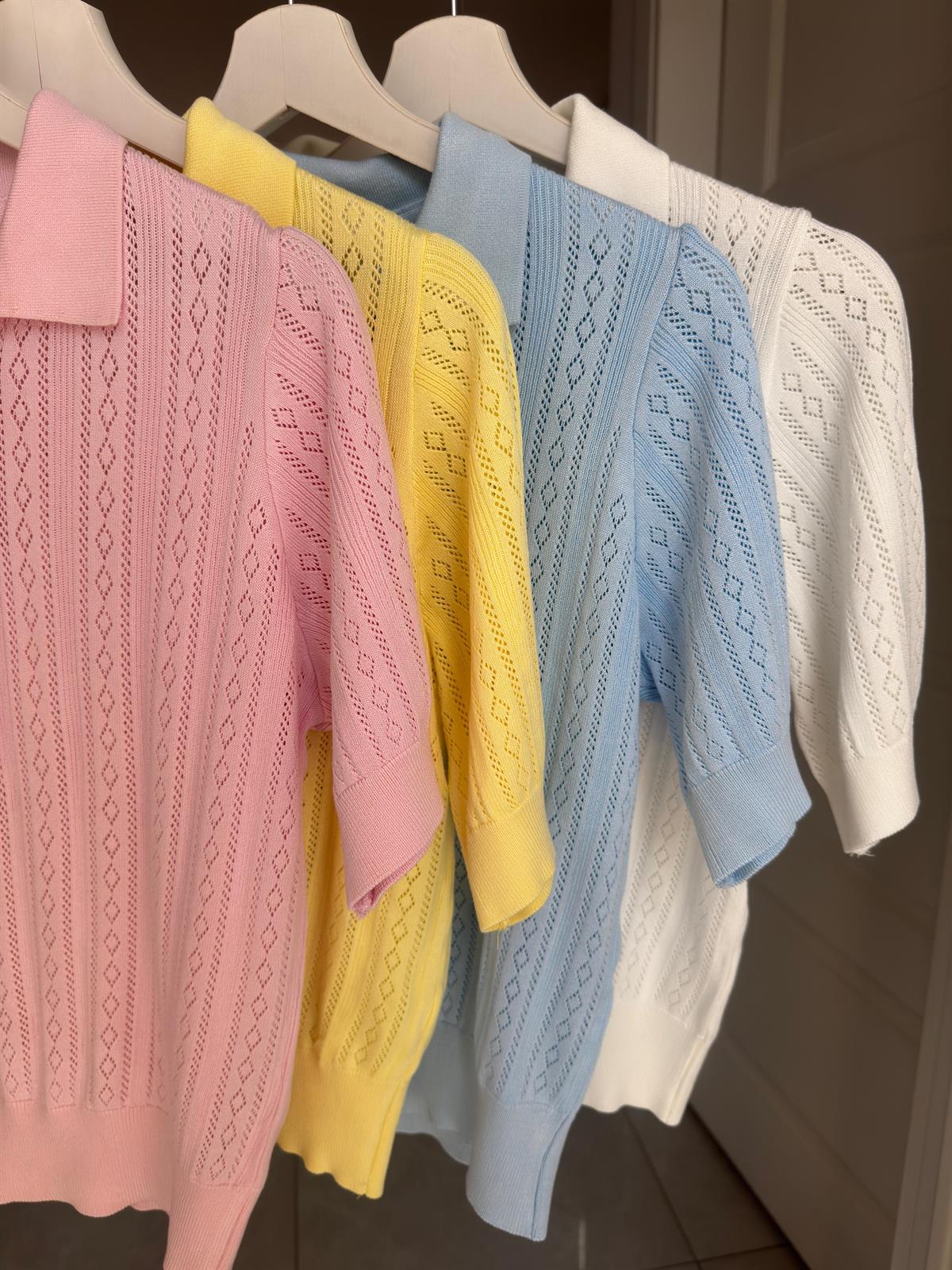 Polo Yaka Kendinden Desenli Bluz - Mavi