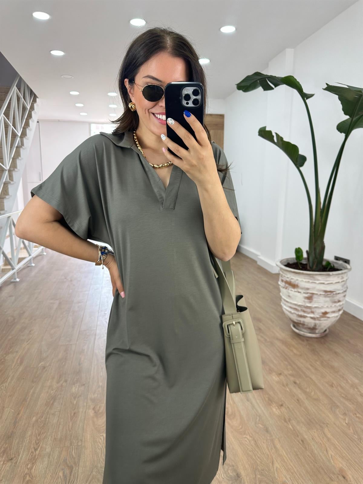 Polo Yaka Yandan Yırtmaçlı Modal Elbise-Haki