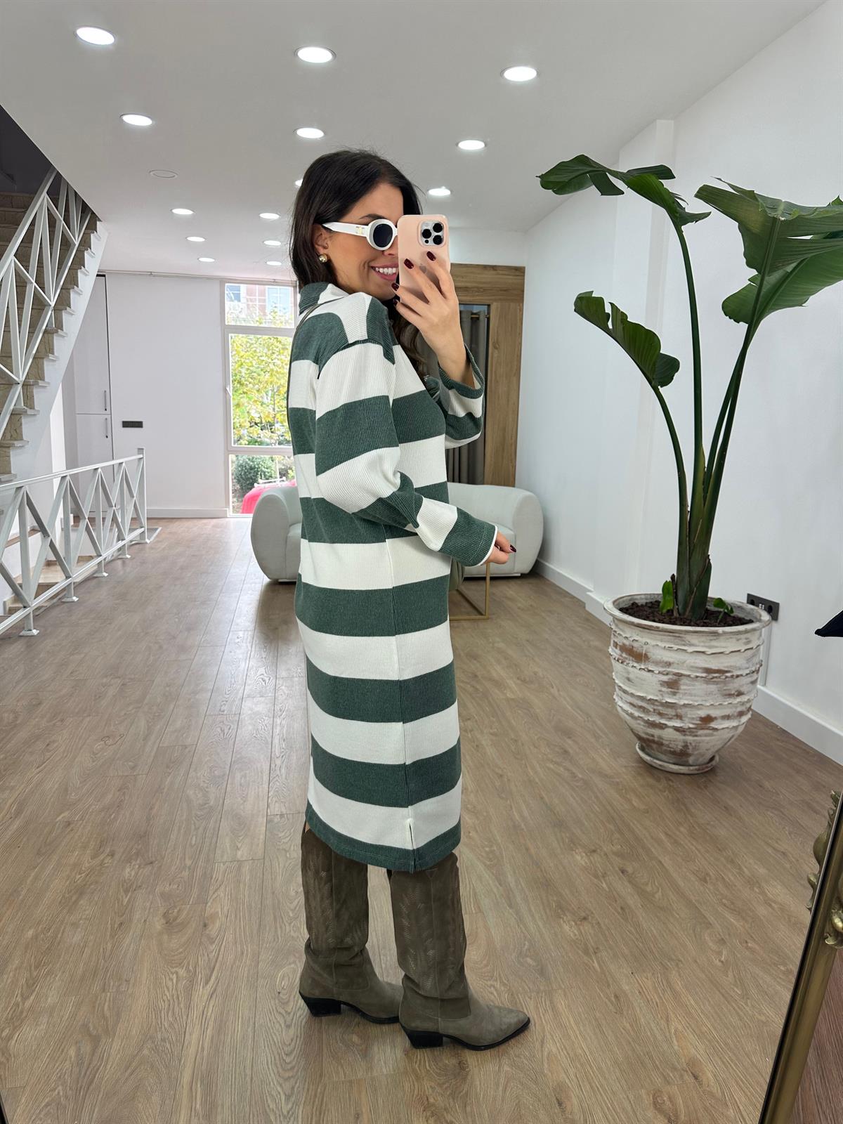 Polo Yaka Yumuşacık Dokuda Salaş Elbise-Yeşil