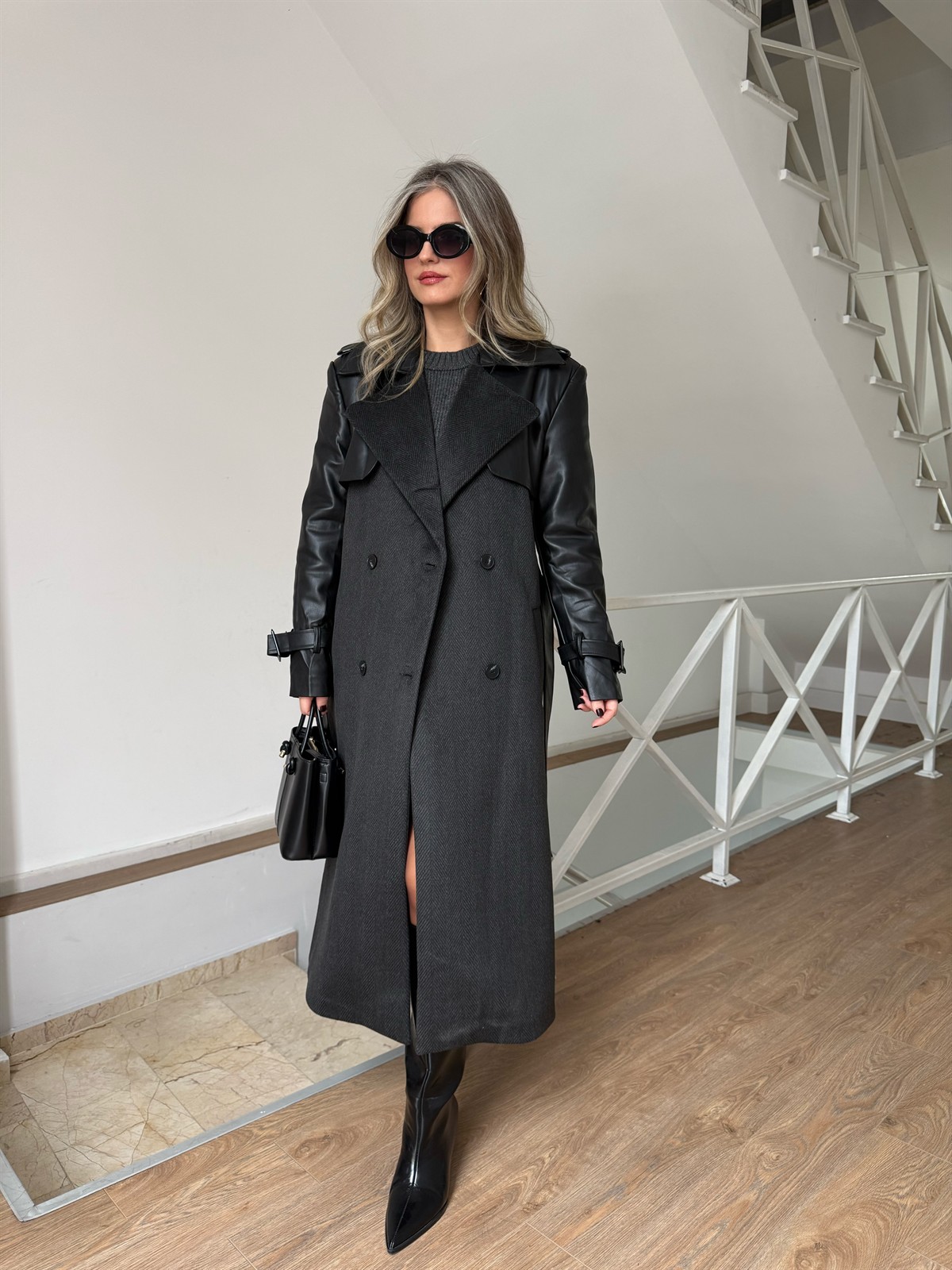 Premium Deri Detaylı Kırçıllı Kaban