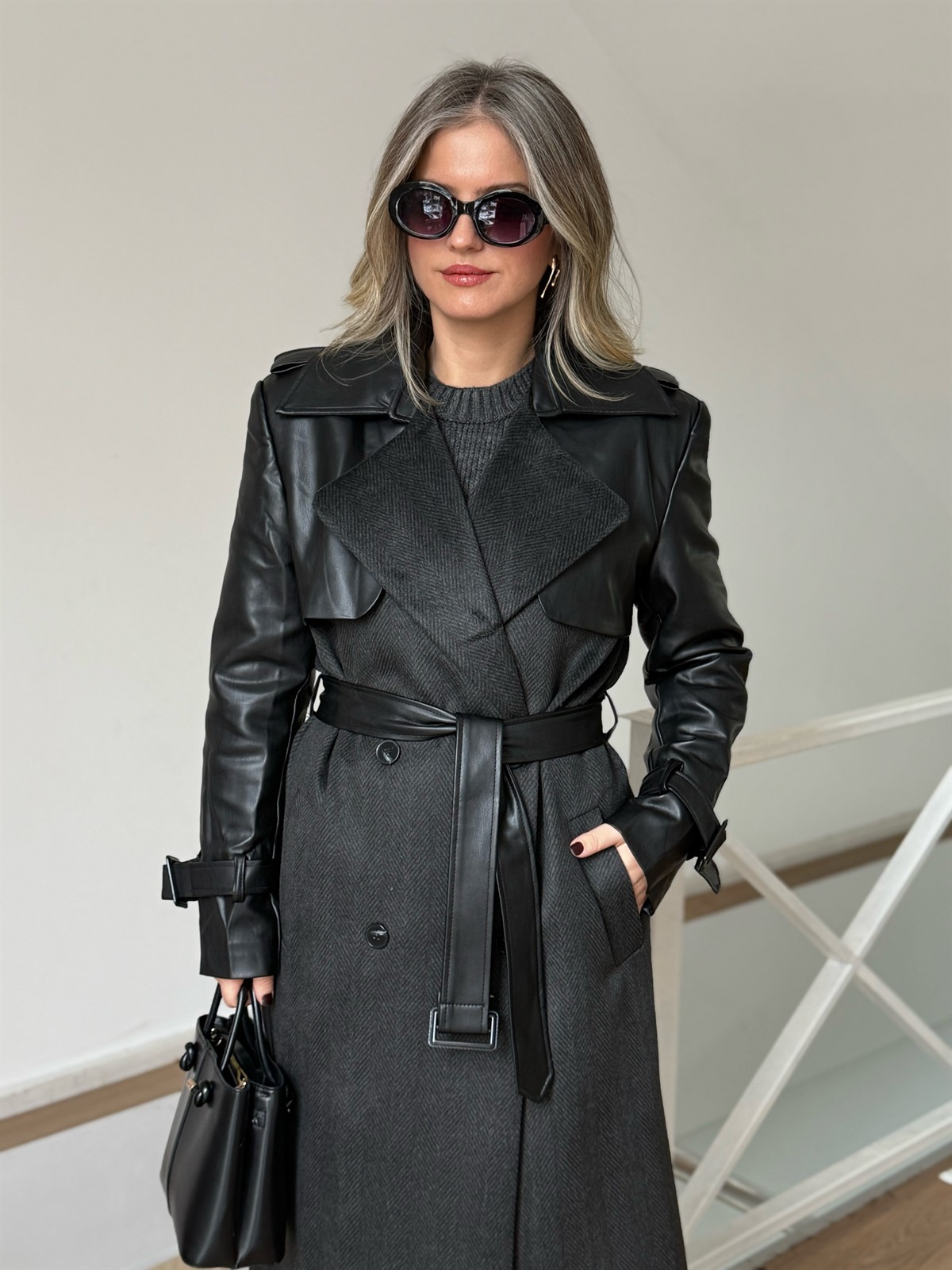 Premium Deri Detaylı Kırçıllı Kaban