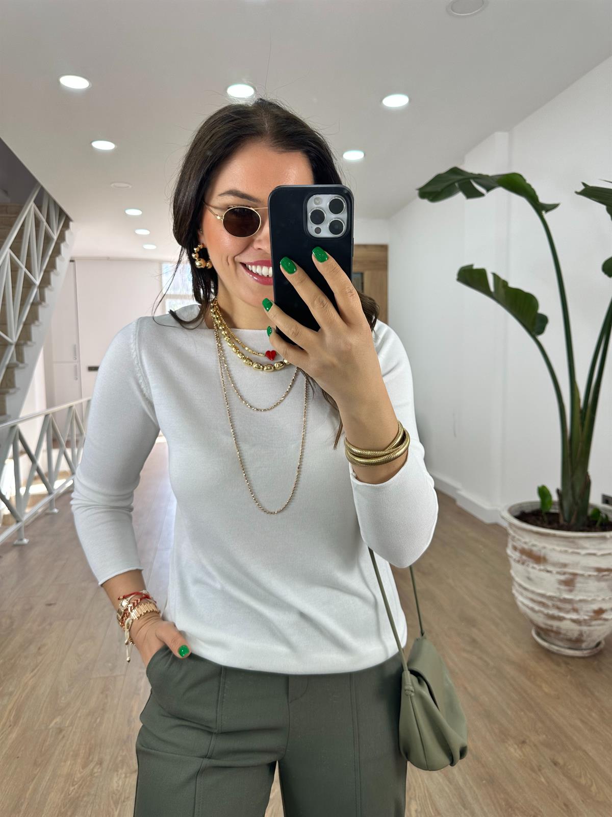 Premium Kalite Bisiklet Yaka Basic Triko-Beyaz