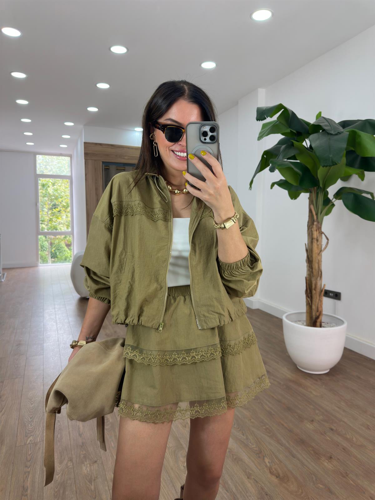 Premium Seri Dantel Detaylı Etek Ceket Takım