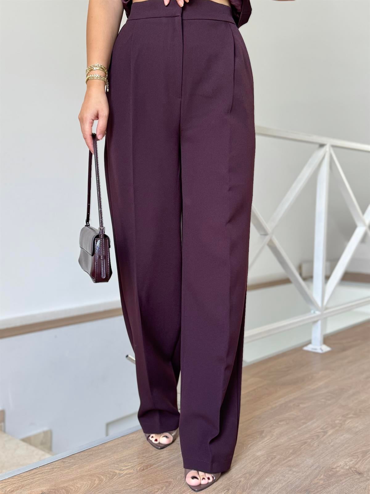 Premium Seri Gold Düğmeli Yelekli Takım - Mürdüm