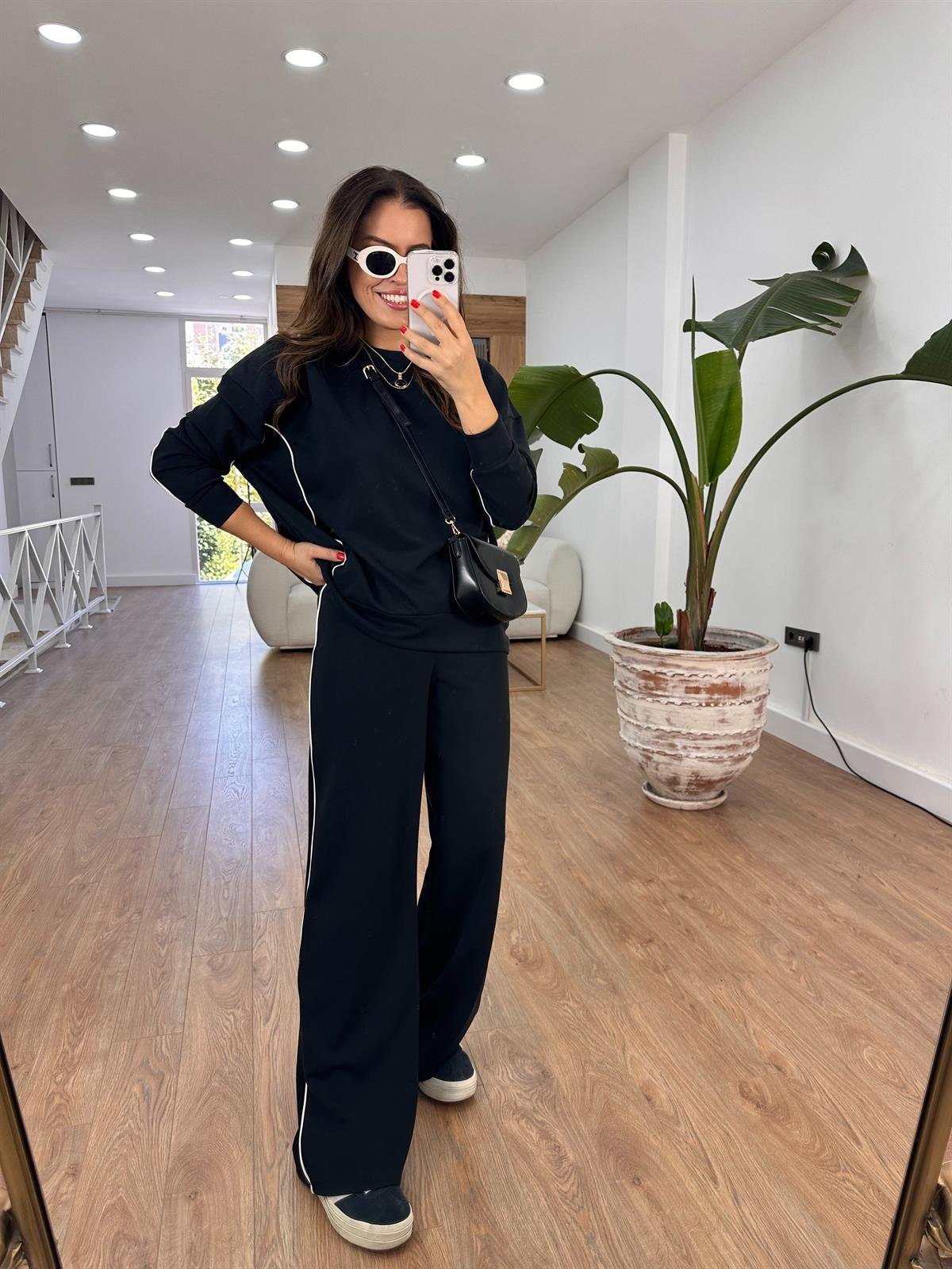 Premuim Seri Biyeli Modal Takım - Siyah 