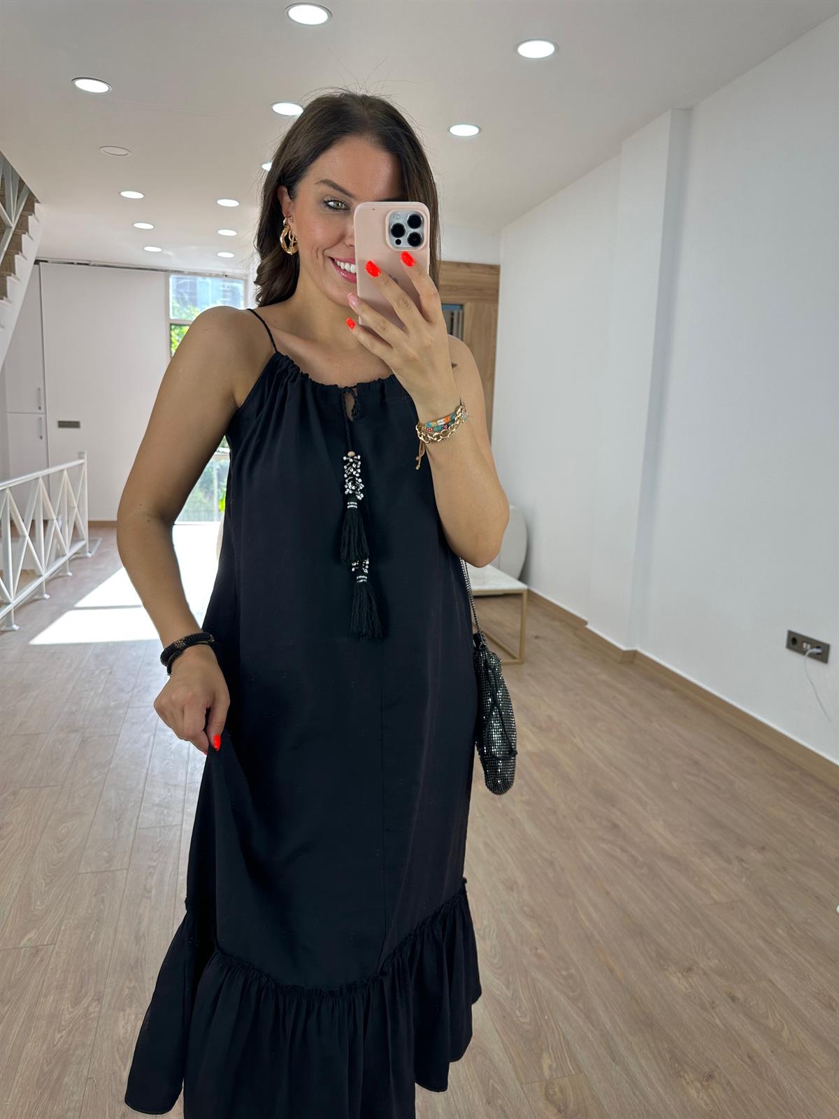 Püskül Aksesuarlı Tnsel Elbise-Siyah