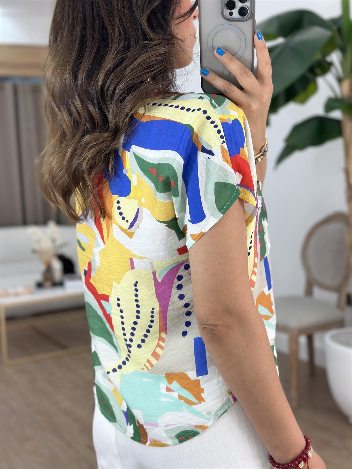 Renkli Desenli Viskon Tiril Gömlek