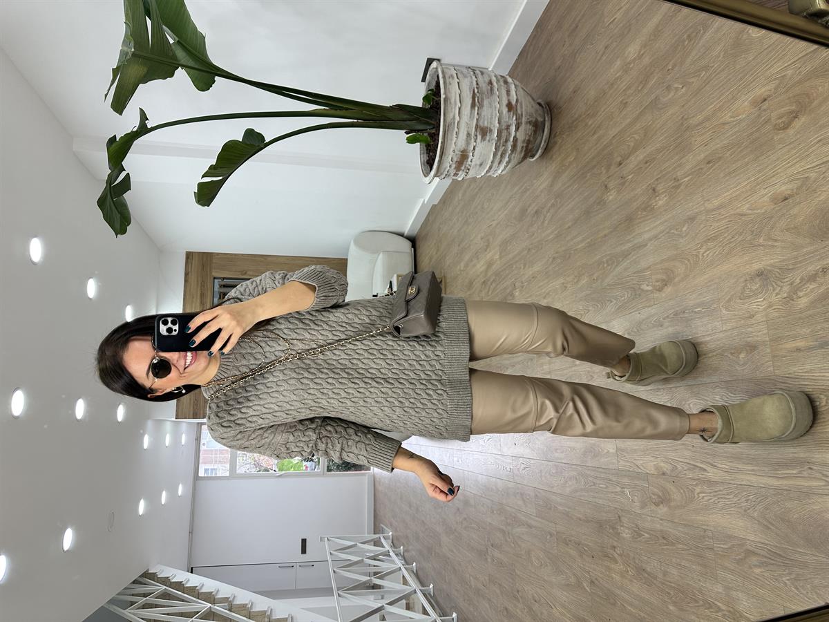 Saç Örgü Desenli Yandan Yırtmaçlı Salaş Kazak-Vizon