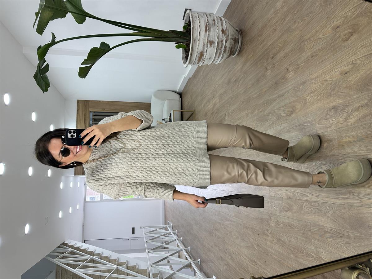 Saç Örgü Desenli Yandan Yırtmaçlı Salaş Kazak-Bej