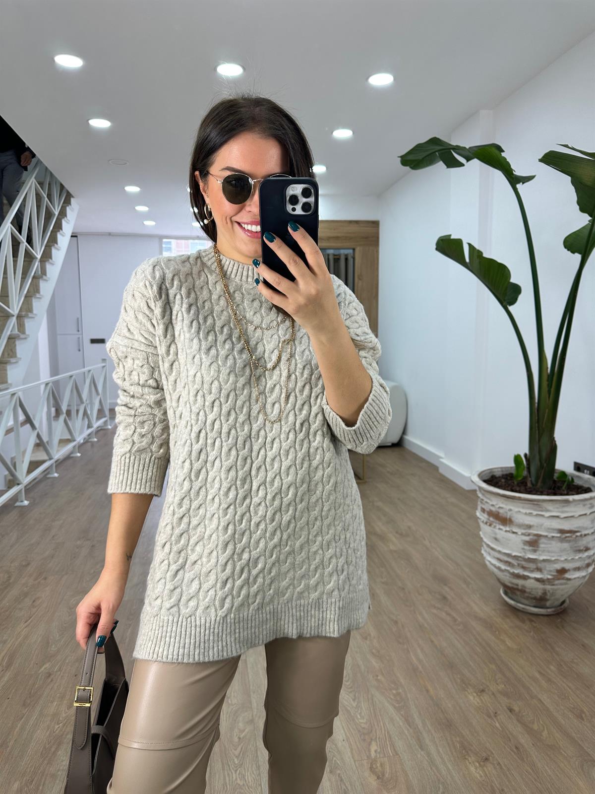 Saç Örgü Desenli Yandan Yırtmaçlı Salaş Kazak-Bej