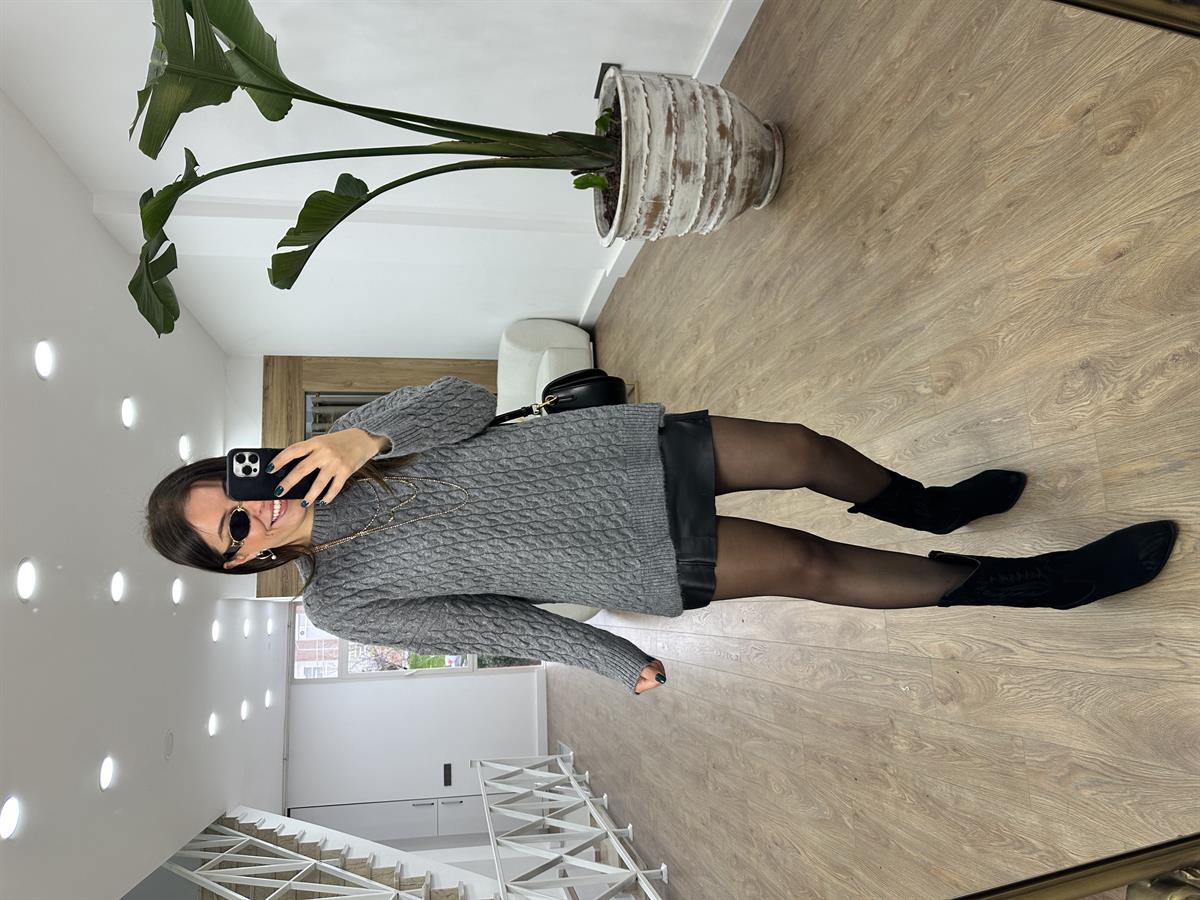 Saç Örgü Desenli Yandan Yırtmaçlı Salaş Kazak-Gri