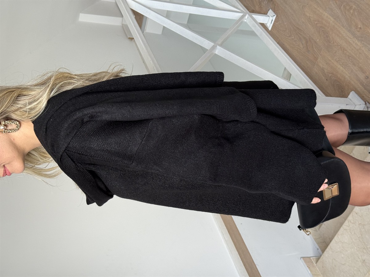 Şal Detaylı Tasarım Triko Kazak - Siyah