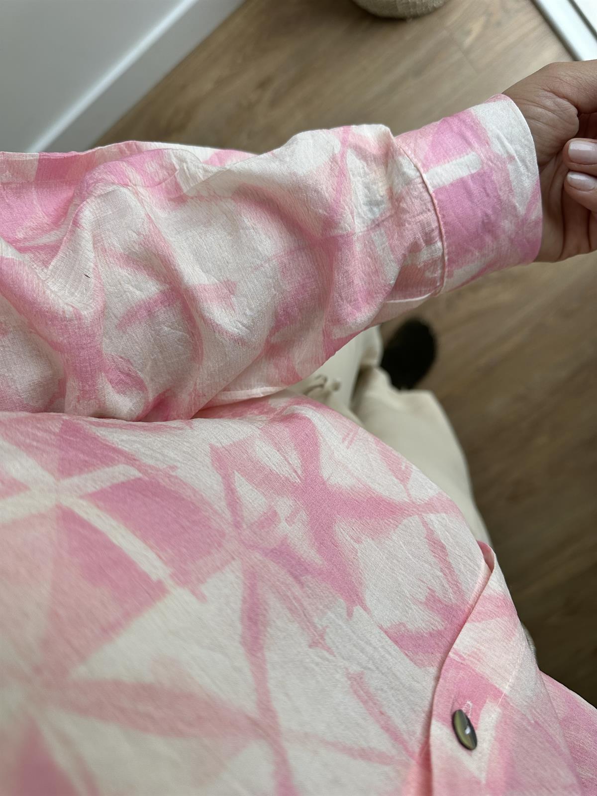 Sedef Düğmeli Renkli Tiril Gömlek-Pembe