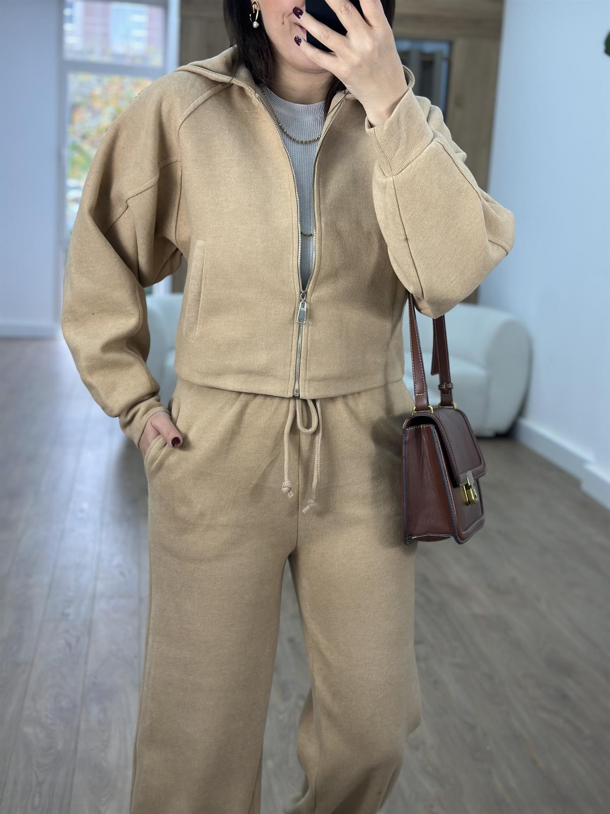 Selanik Kumaş Önü Fermuarlı Takım-Camel