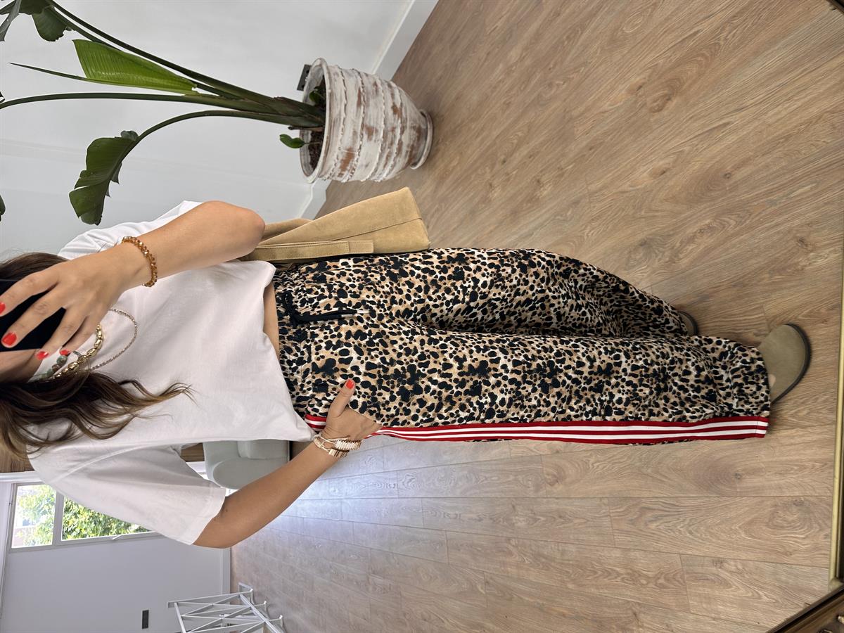 Şerit Detaylı Leopar Pantolon