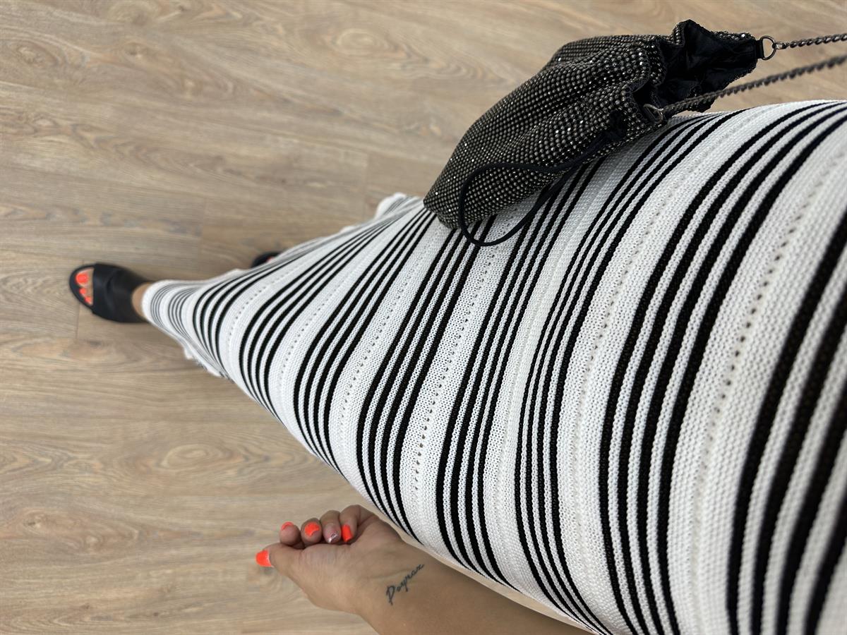 Sıfır Kol Ajurlu Triko Elbise